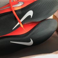 Мъжки футболни обувки Nike PHANTOM VENOM CLUB IC 44.5, снимка 4 - Футбол - 32398279