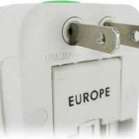 Туристически адаптер , Wand Essentials White Universal Voltage Adapter, снимка 3 - Друга електроника - 37215843