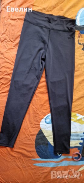 Нов дамски черен клин , снимка 1