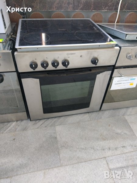 Фурна за вграждане с керамичен плот , снимка 1