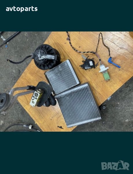 Ford fiesta 2009година Мотор,реостат,радиатори и клапа Парно, снимка 1