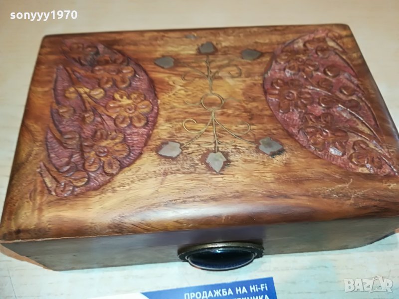КРАСИВА ДЪРВЕНА КУТИЯ С ЧЕРЕН КАМЪК-16Х10Х6СМ, снимка 1