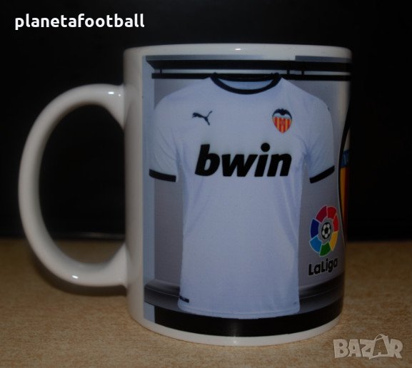 Футболна чаша на FC VALENCIA с име и номер!Уникални фен артикули на Валенсия!2024!, снимка 1