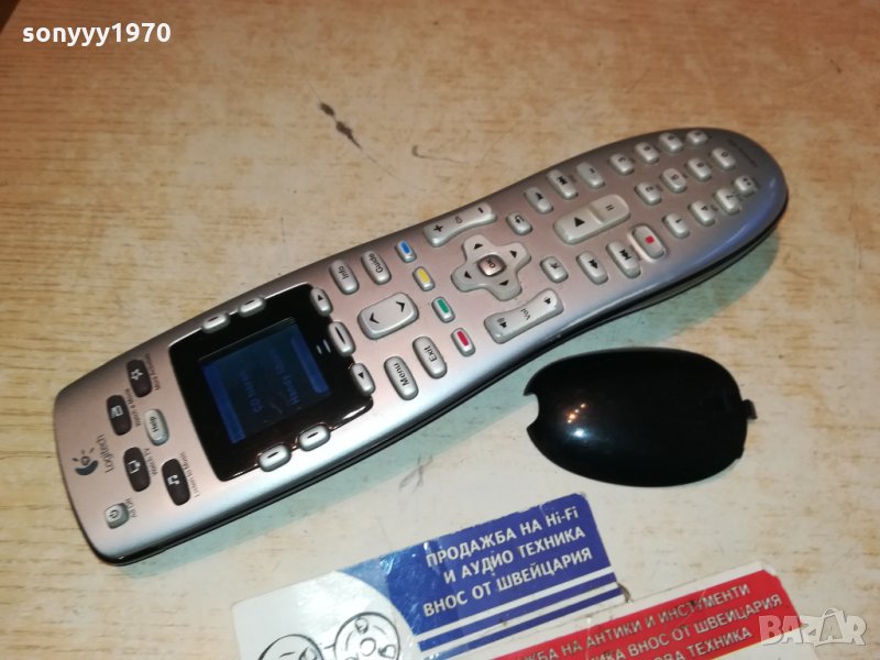 logitech remote with display-swiss 2611211937, снимка 1
