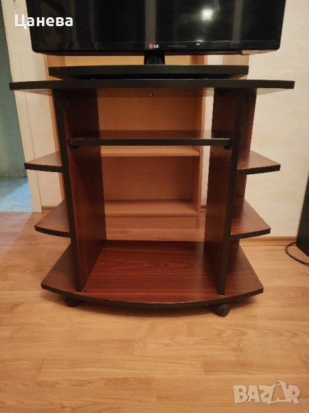 ТВ шкаф, снимка 1