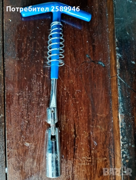 Ключ за демонтаж на запалителни свещи, снимка 1