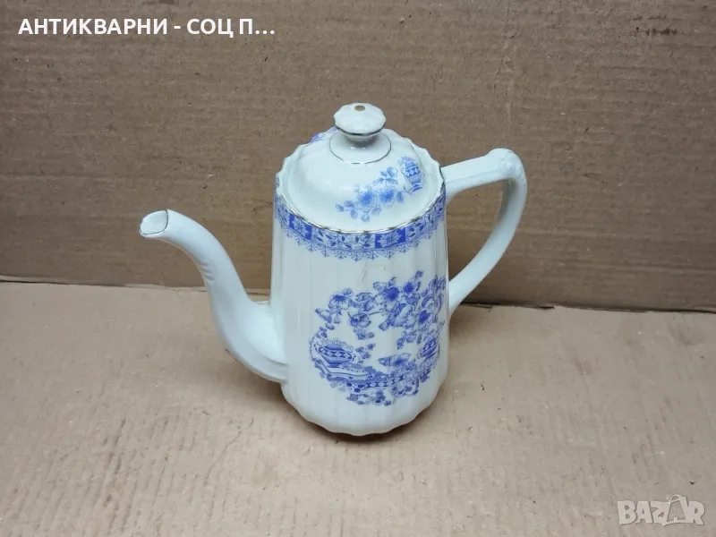 Стар Порцеланов Чайник. , снимка 1