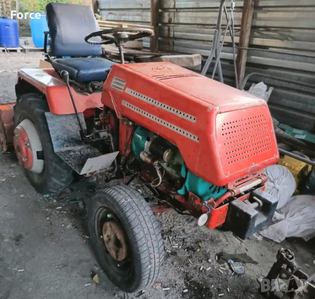 Руско тракторче АМЖК 8 + Инвентар , снимка 1