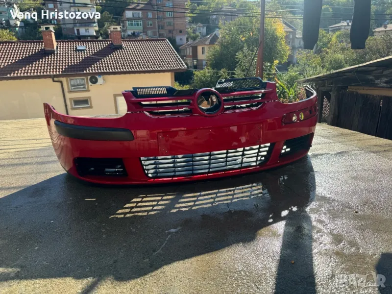 предна броня за Голф 5, снимка 1