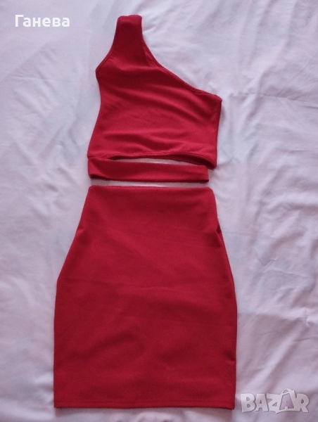 Пола и бюстие червен цвят, снимка 1