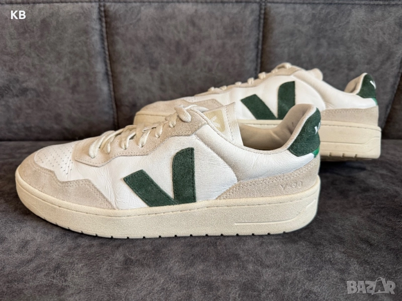 VEJA V-90 Extra White/ Cyprus., снимка 1