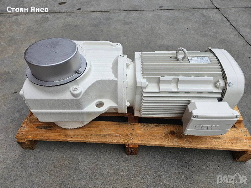 Мотор - Редуктор Sew Eurodrive KA97 DRN160M4/TF - 11 KW - НОВ, снимка 1