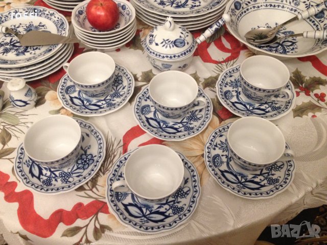 Zwiebelmuster, KAHLA, GDR Сервиз за хранене, чай/кафе и десерт 44 ел. нов, снимка 5 - Други ценни предмети - 39470312