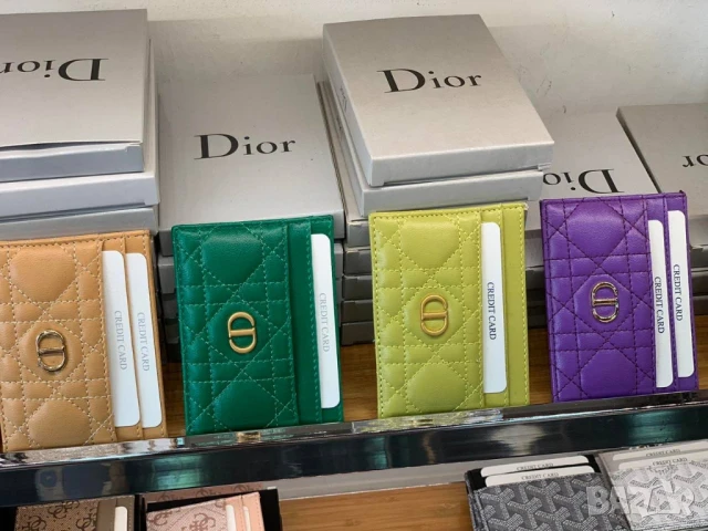 визитници calvin klein louis vuitton gucci chanel christian dior ysl saint laurent , снимка 3 - Портфейли, портмонета - 51005932