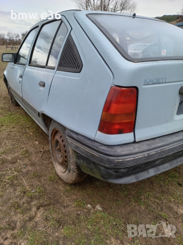 Opel Kadett 1.6 mono на части, снимка 6 - Автомобили и джипове - 44883506