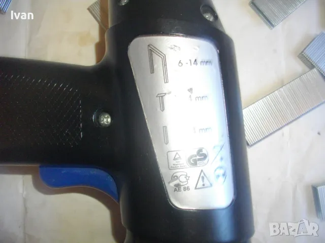 Комбиниран 6-14мм Скоби Пирони Холандски Дърводелски Тапицерски ТАКЕР FERM FET-200 ОТЛИЧЕН, снимка 17 - Други инструменти - 47457893