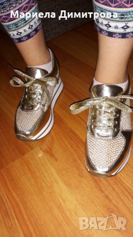 Дамски страхотни златисти маратонки, снимка 5 - Кецове - 27334427