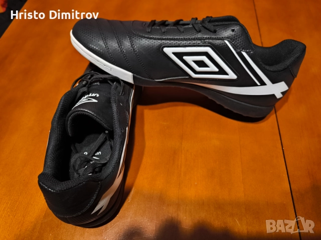 Чисто нови футболни стоножки Umbro DEFENCE 2 TF, снимка 2 - Футбол - 52694456