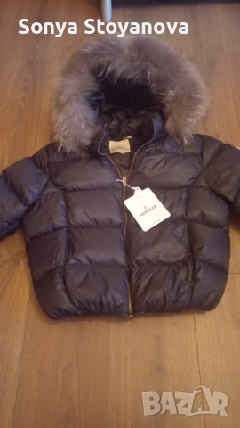 Дамско яке Монклер с яка от лисица