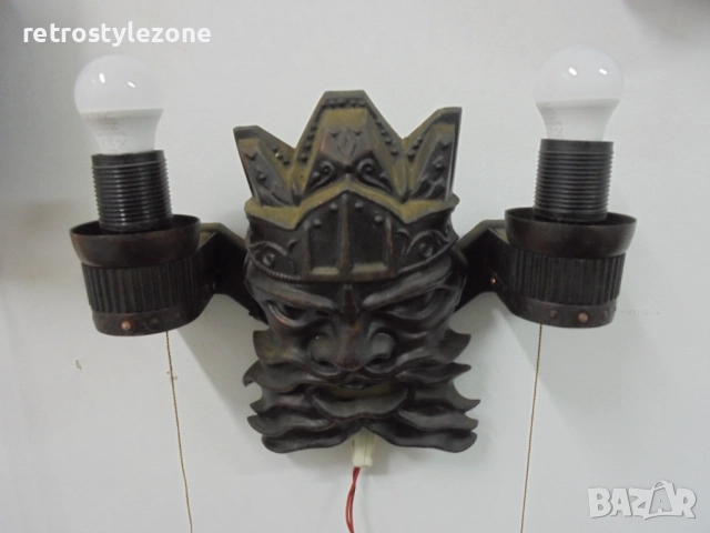 № 8354 Стара руска стенна лампа – метална, образ на Нептун 