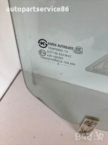 Стъкло на предната дясна врата за KIA Carnival 2.9 CRDi (2006–2012), снимка 2 - Части - 53202356