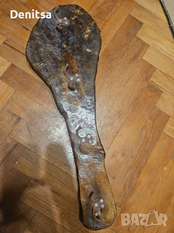 Закачалка във форма на цигулка 