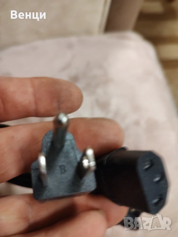 Захранващ кабел за компютър, снимка 2 - Кабели и адаптери - 53527792