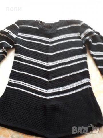 Дамски пуловер, снимка 1 - Блузи с дълъг ръкав и пуловери - 27149393