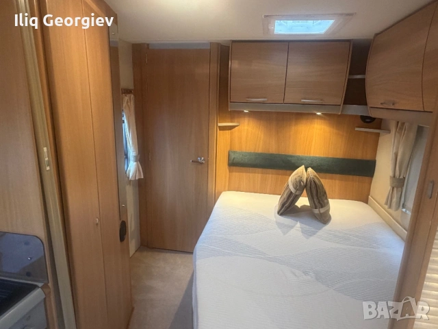 Каравана SWIFT CHARISMA-Френска Спалня/ФОРСЕЛТ/СОЛАР/Душ кабина/КАТО НОВА/ПЛАТЕНО МИТО , снимка 8 - Каравани и кемпери - 53217821