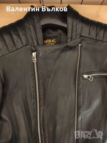 Женско кожено яке размер S