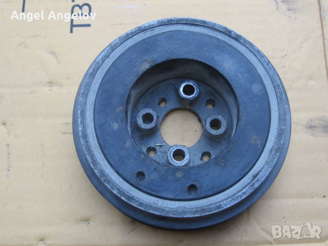 Демпферна шайба колянов вал за Vw Golf IV  1.9 TDI  (1999 - 2006), снимка 1