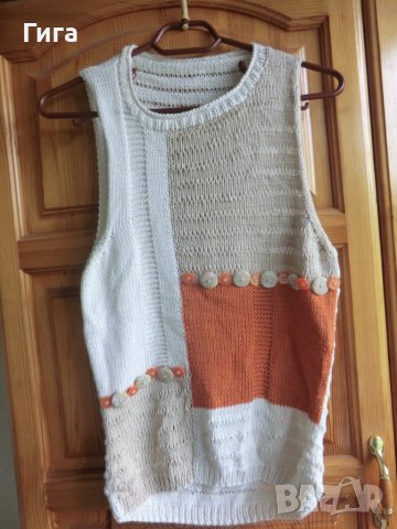 Пуловер без ръкави с копчета, снимка 2 - Детски пуловери и жилетки - 37372432