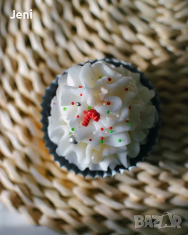 Свещ Cupcake sugar cane, снимка 2 - Декорация за дома - 52240714
