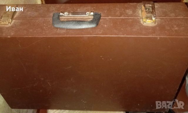 Сгъваема маса със столче, 30 лв. 