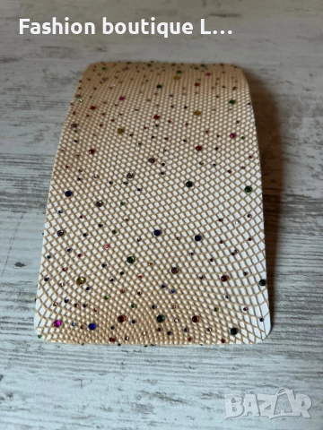 Нов телесен чорапогащник ситна мрежа с цветни блестящи камъчета по цялата дължина и ластик в талията, снимка 5 - Бельо - 52186845