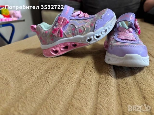 Детски маратонки adidas и Skechers 