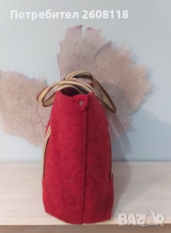 Червена зимна чанта – филц, голяма, снимка 4 - Чанти - 43223113