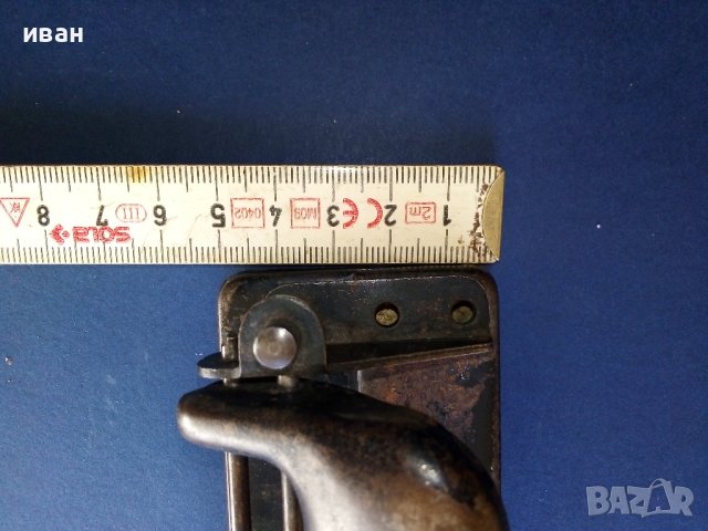 Стар канцеларски перфоратор, снимка 8 - Други ценни предмети - 40351335