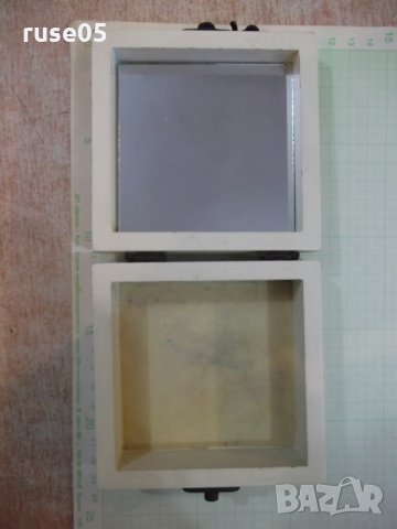 Кутия дървена бяла с цветна апликация и огледало, снимка 5 - Други ценни предмети - 26526398