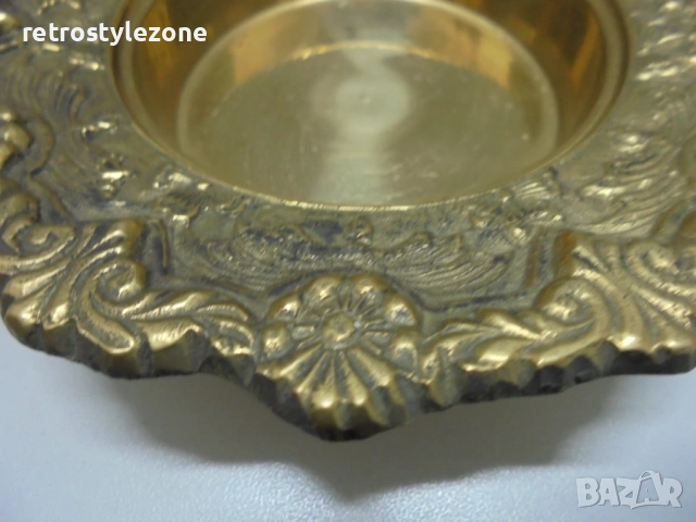 № 8461 Стара бронзова купичка с орнаменти, снимка 6 - Други ценни предмети - 53181881