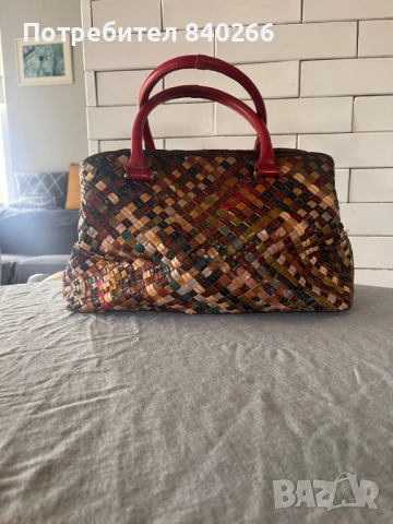 Чанта естествена кожа + подарък още една чанта , снимка 2 - Чанти - 53273144