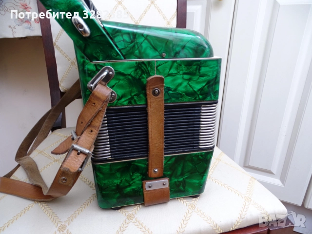 Акордеон Велтмайстер 12 баса, снимка 7 - Акордеони - 52017975