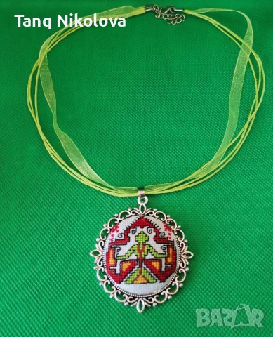 Ръчно бродирано колие -,,Богинята Майка,,, снимка 3 - Колиета, медальони, синджири - 40720950