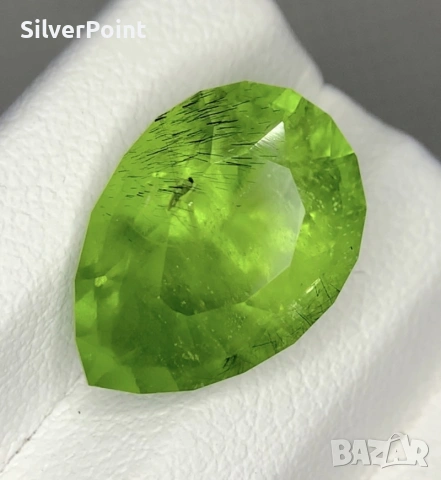 Перидот с рутил и топ цвят