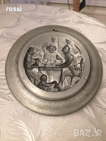 "Картоиграчи" Красива немска старинна чиния за стена отлична, снимка 8 - Колекции - 39940375