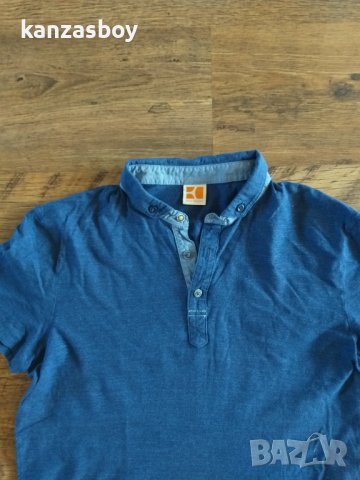 hugo boss orange patches - страхотна мъжка тениска КАТО НОВА , снимка 2 - Тениски - 37542313