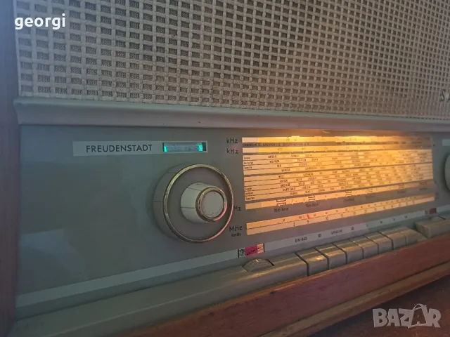 немско лампово радио Saba, снимка 12 - Радиокасетофони, транзистори - 50239713