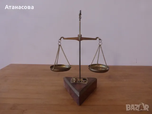 Аптекарска бижутерска везна до 20 гр с теглилки, снимка 1