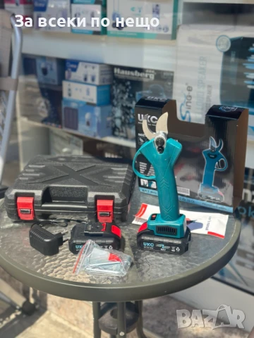 Акумулаторна ножица за клони UKC 8500 – 68V, 2 батерии, 25 мм рязане, 42 мм отваряне, ключ и зарядно