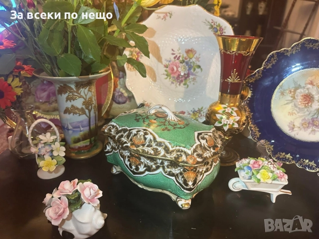 Circa 1908 “ Императорската кутия” невероятно красив и грандиозен съд на четири крака Код P1657, снимка 7 - Декорация за дома - 52932911